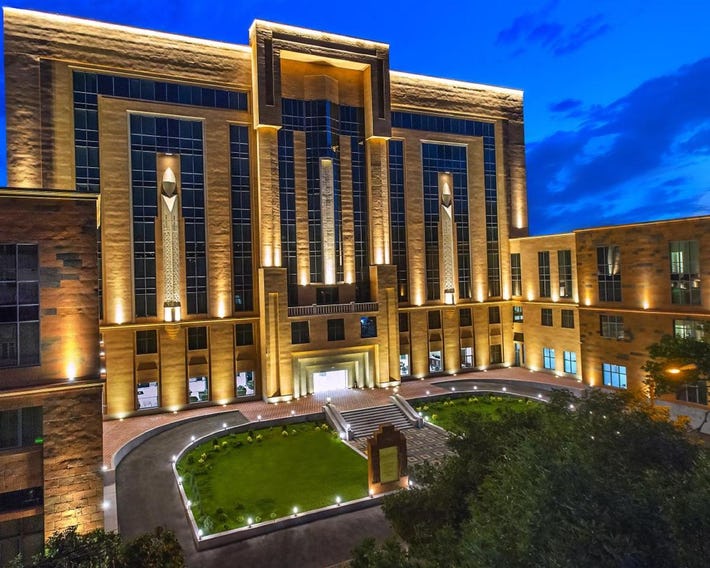 Ani Grand Hotel