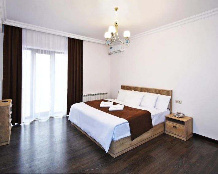 Patriott Hotel