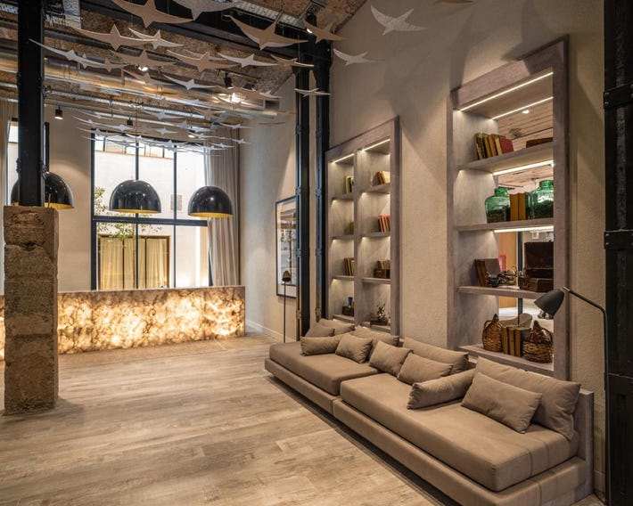 Efe Hotel & Cowork