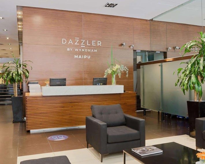 Dazzler by Wyndham Buenos Aires Maipú