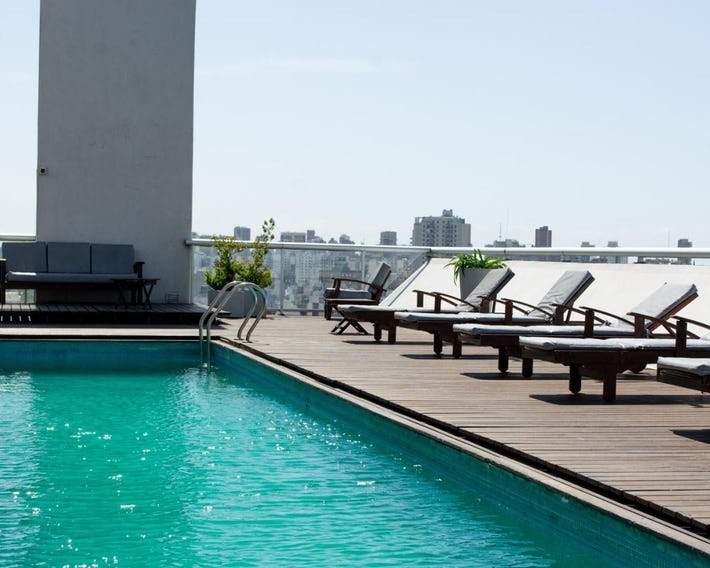 Hollywood  Suites &  Lofts
