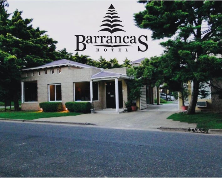 Hotel Barrancas San Pedro
