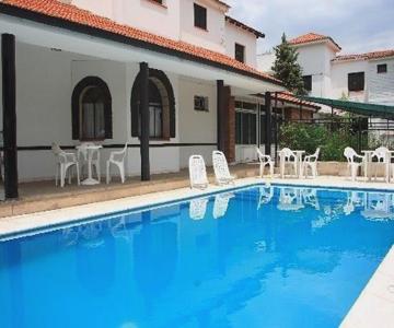Sol y Sierras Hotel