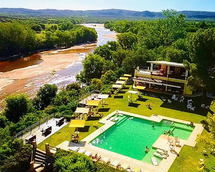 Balcón del Río, Hotel de Campo y Cabañas