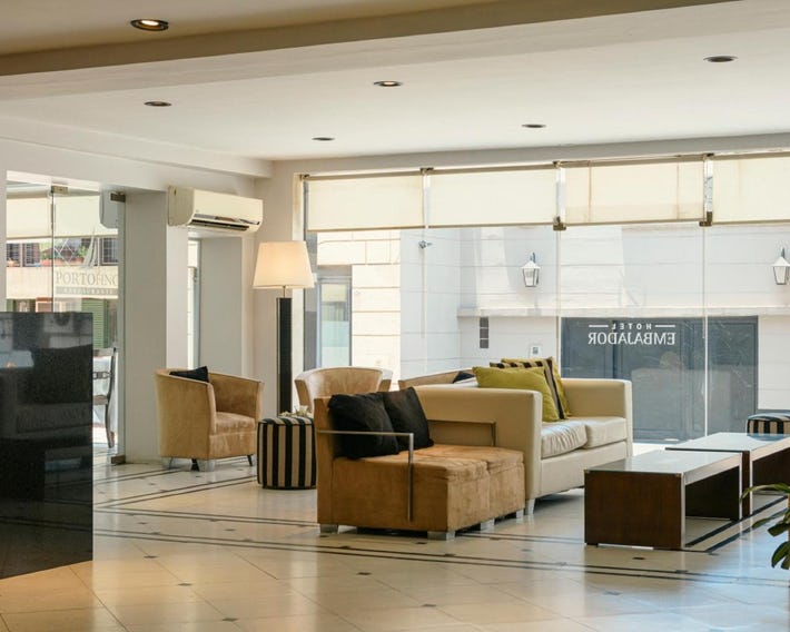 Hotel Embajador