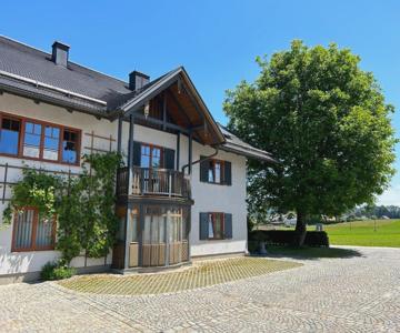 Traumhaft grose Ferienwohnung nähe Attersee