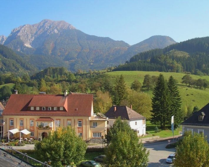 Gästehaus zur Post - Heritage Inn