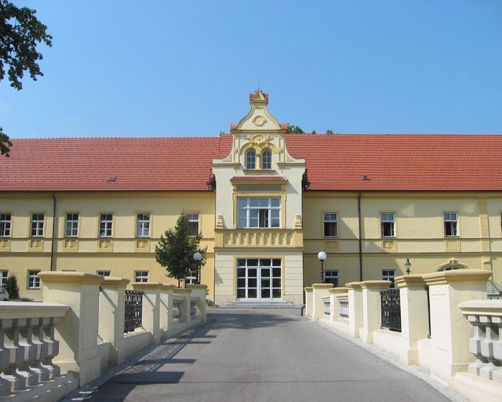 Junges Hotel Tulln - NÖ Jugendherbergswerk