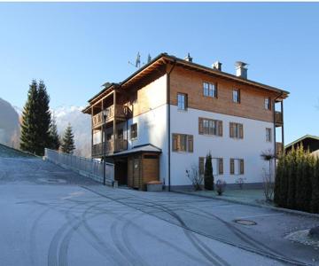 Avenida Residenz an der Burg
