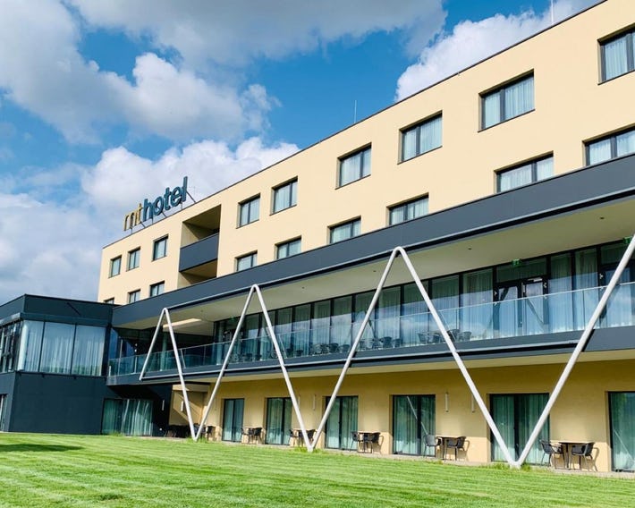 Mt Hotel