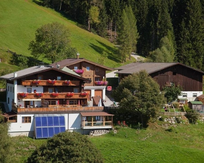 Berggasthof-Ferienbauernhof Habersatt