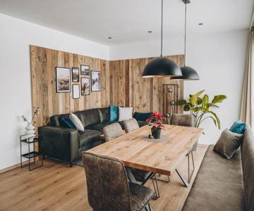 FOUR PEAKS Apartment