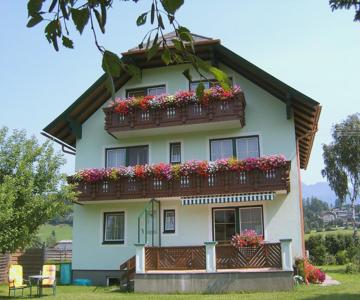 Haus Bauer Appartment II Mit Balkon