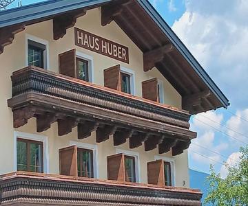 Haus Huber Zimmer und Apartments