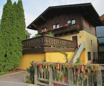 Haus Am Dorfplatz