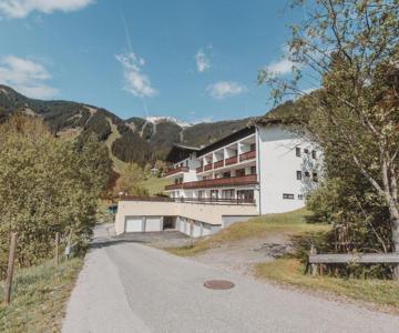 Apartment Holiday-1 By Interhome