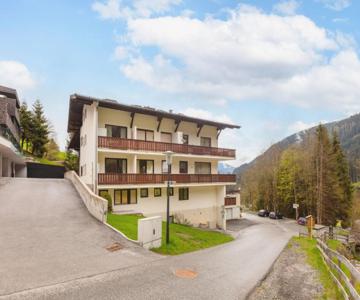 Apartment Holiday-4 By Interhome