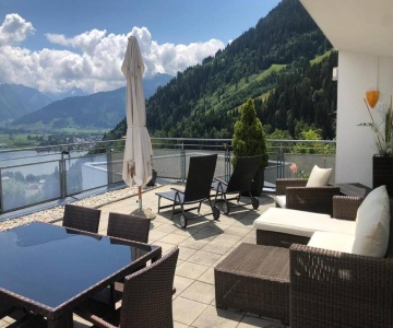 Charming Penthouse- Zell Am See With Amazing View