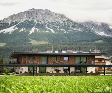 Anna Apartments