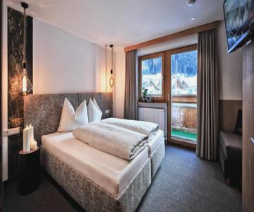 Mountain Apartments - Living By Salner