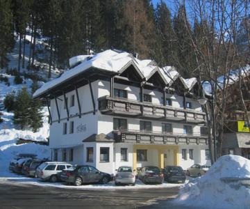 Hotel Garni Piz Arina