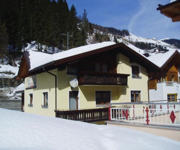 ApartBabsi