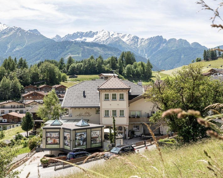 ALPENAPART Ladis - Premium Family Apartments