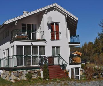 Alpenflora, Haus