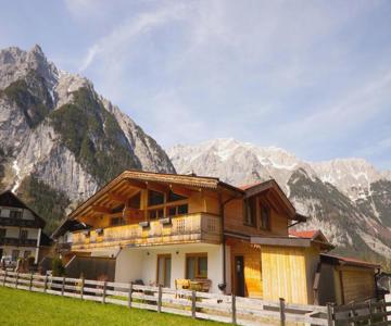 Alpenchalet im Leutaschtal