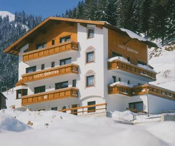 Apart Hubertus