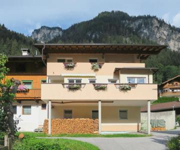 Apartment Holaus By Interhome