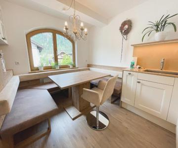 Appartment Zum Stoaner