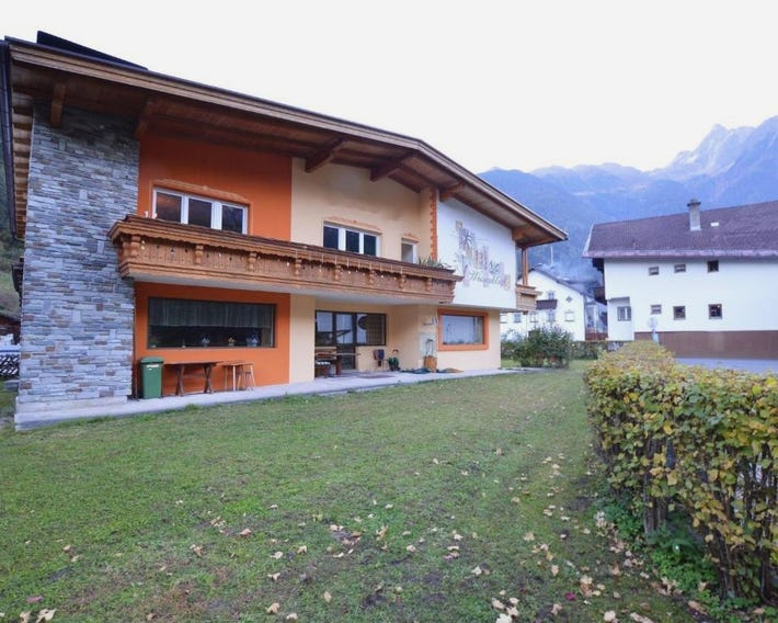 Apartment in Oetz near Ski Lift