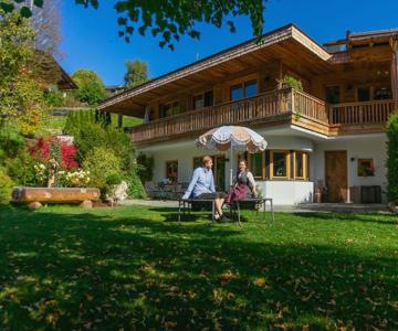 Boutique Chalet Kitzbichl by ALPIN CHARME APARTMENTS