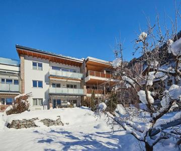 HOLIDAY - Apartments Kuprian