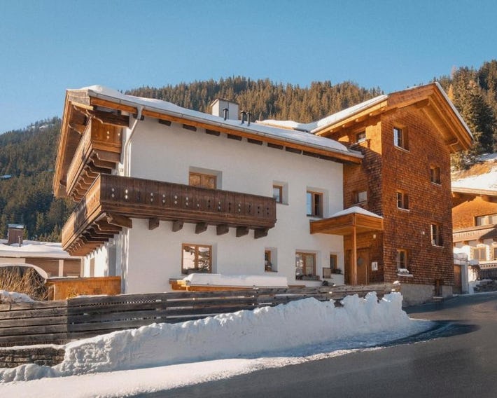 Apartments SARLO