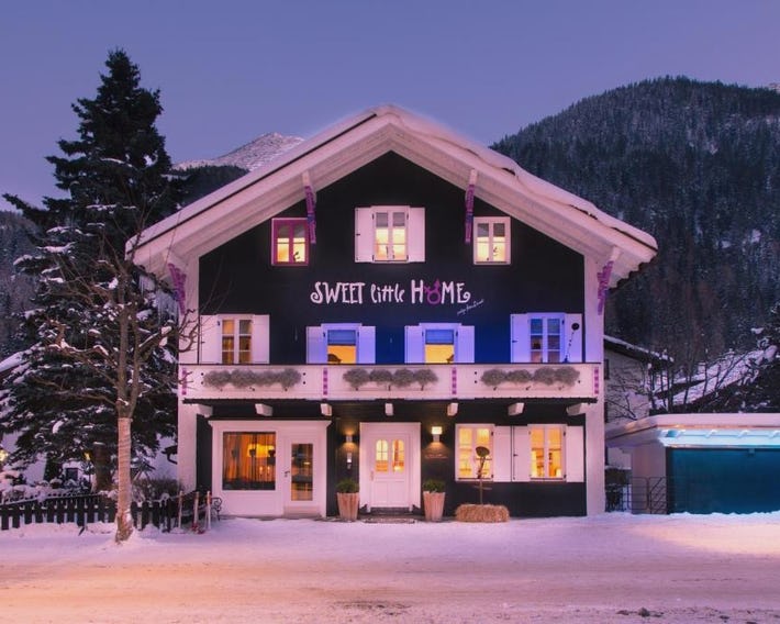 Raffl's Sweet Little Home
