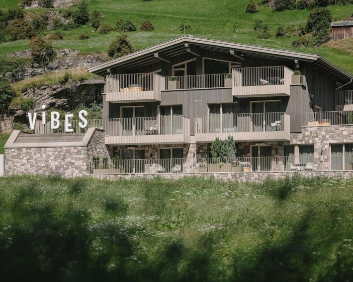 ViBES Sölden - your alpine homebase