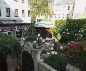 Hotel Viki