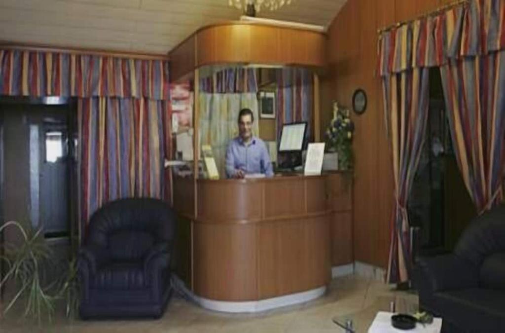 Hotel Cyrus