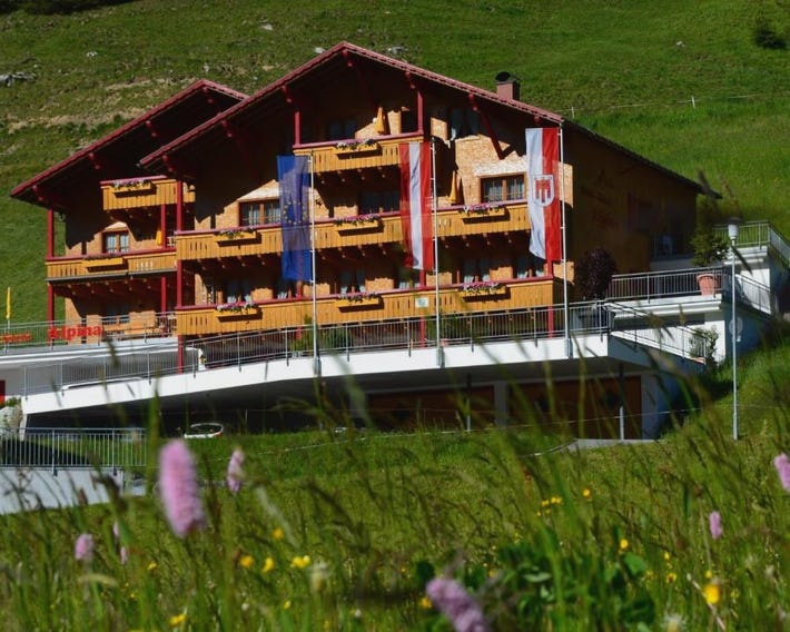 Hotel Garni Alpina