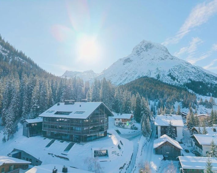 New Hotel Kristberg in Lech with SPA, outdoor pool and view