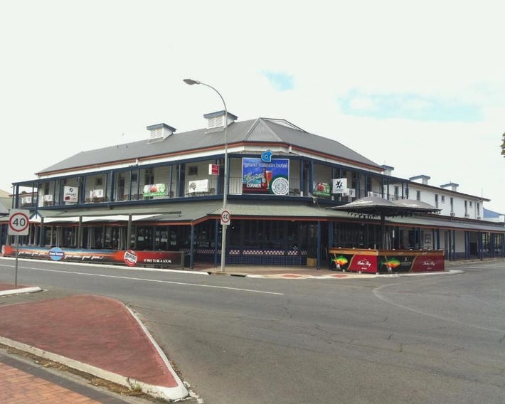 Grand Tasman Hotel