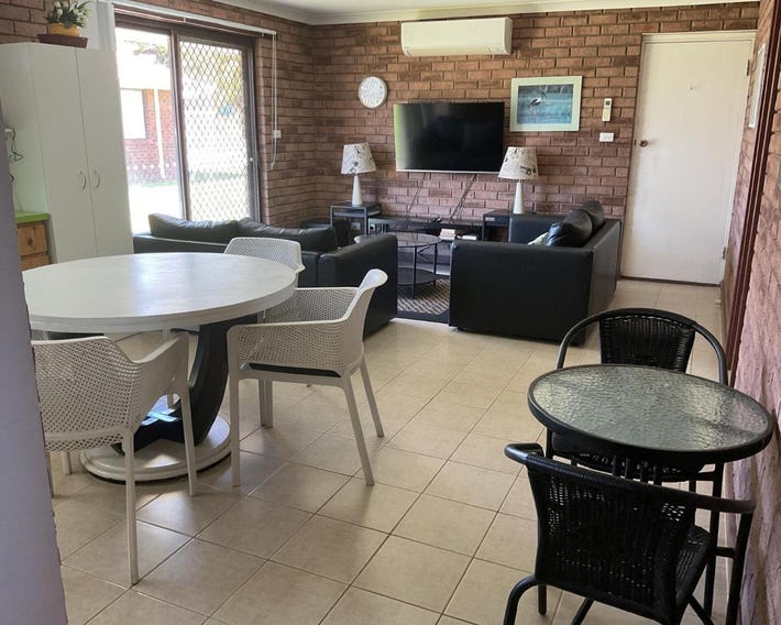 Ocean Beach Chalet 16