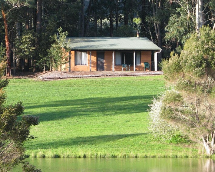 Pemberton Lake View Chalets