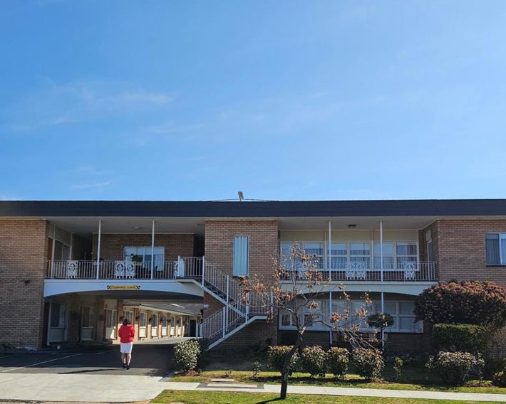 Country Lodge Motor Inn