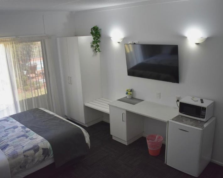 Riviana Motel