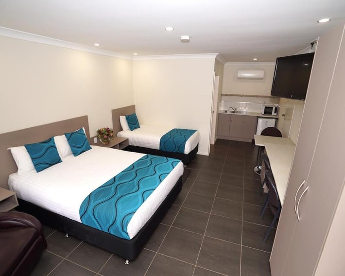 Exies Bagtown Motel & Function Centre