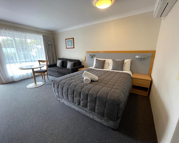 George Bass Motor Inn