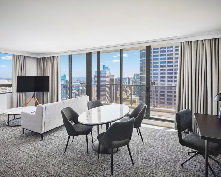 Meriton Suites Pitt Street, Sydney